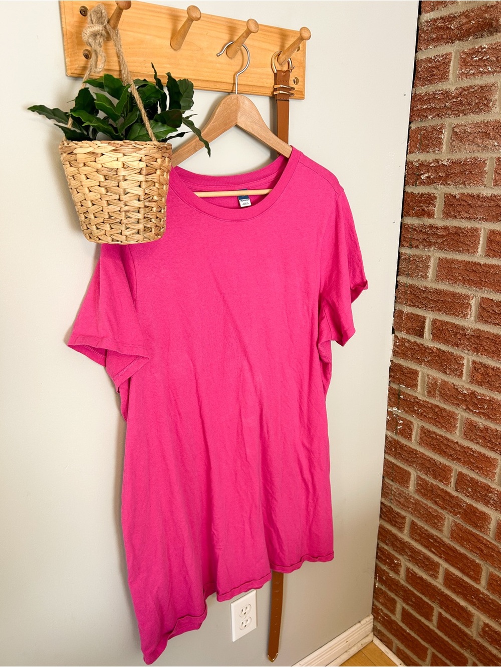 Solid Hot Pink Crewneck Women's Dress